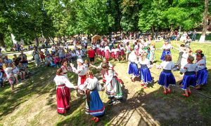 «Невичерпні джерела» розлилися в Компаніївці